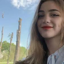 Lily Thompson